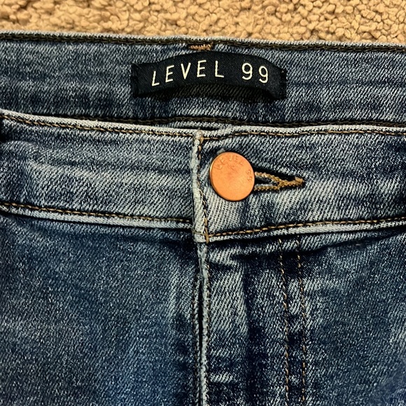 Level 99 light wash jeans size 32/14 - Picture 3 of 6